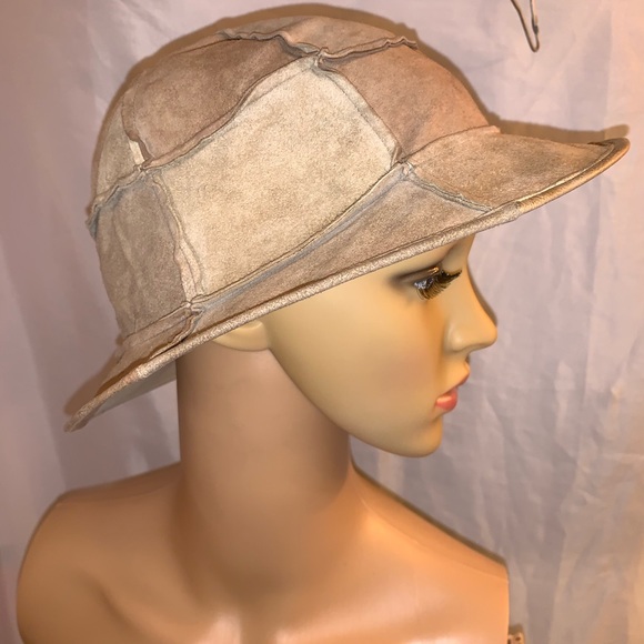 vintage auth CHANEL size 56cm suede BUCKET HAT - Picture 1 of 12